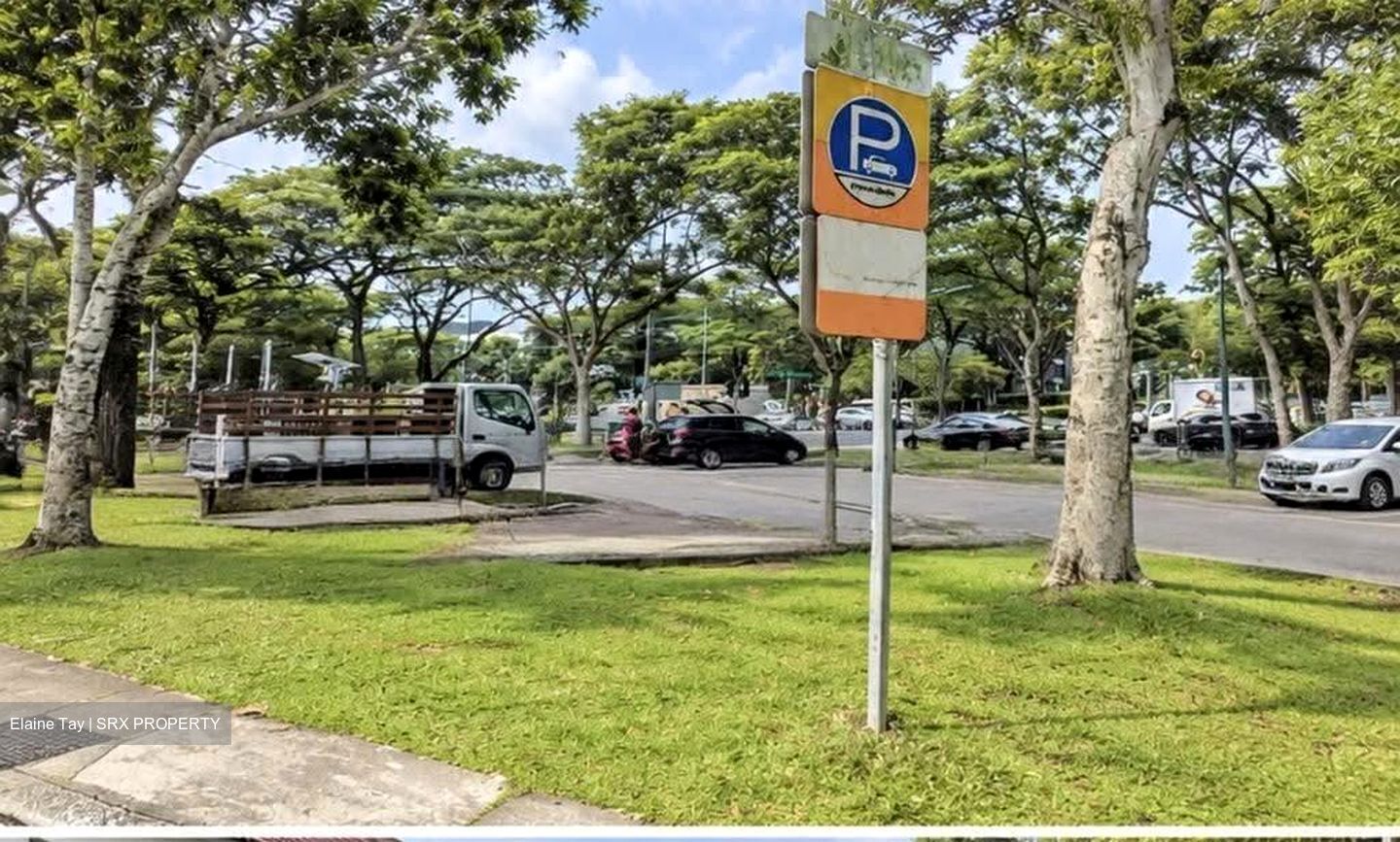 Sembawang Hills Estate (D20), Shop House #618701481